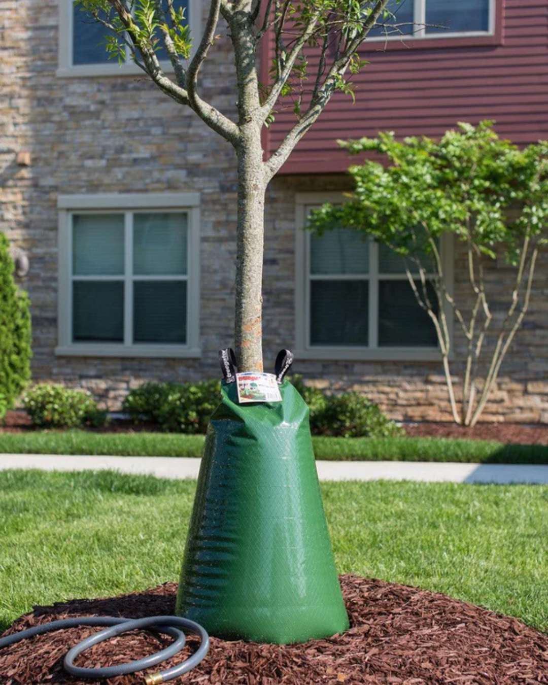 Garden Gallery Tree Watering Bag – 15 Gallon